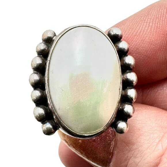 American Southwest Sterling Silver Mabe Pearl Ring 11.1 Grams Size 6 - Picture 1 of 2